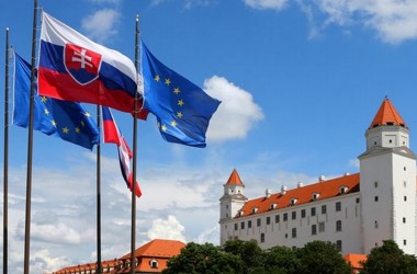 Стипендії Уряду Словацької Республіки на 2025-2026 н.р.